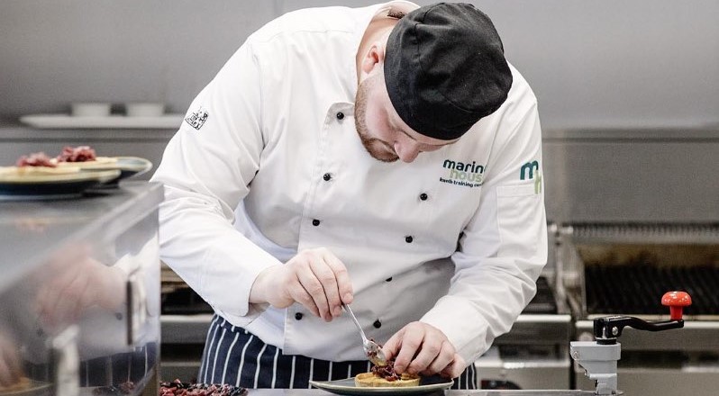 Commis Chef